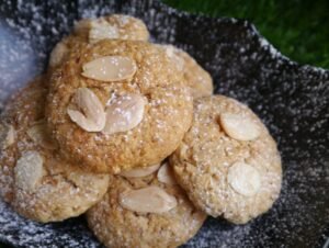 Almond Cookies